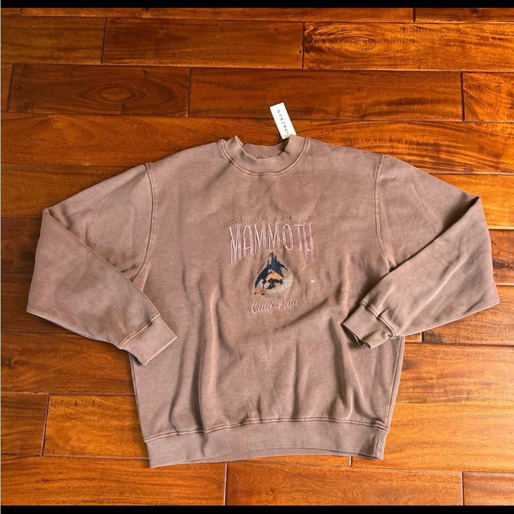 Vintage Style Mammoth California Sweatshirt
